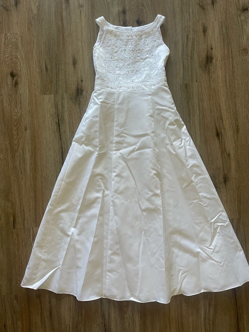 White Flower Girl Dress Beaded with Floral Appliqué Size 14